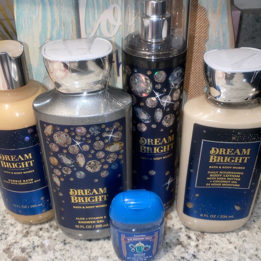 Bath and Bodyworks Dream Bright Gift Set Combo